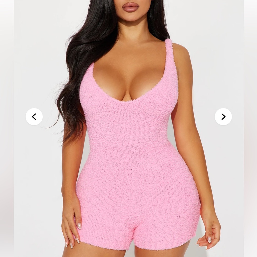 Fuzzy Pink Romper with V-Neck and Sleeveless Design 🎀